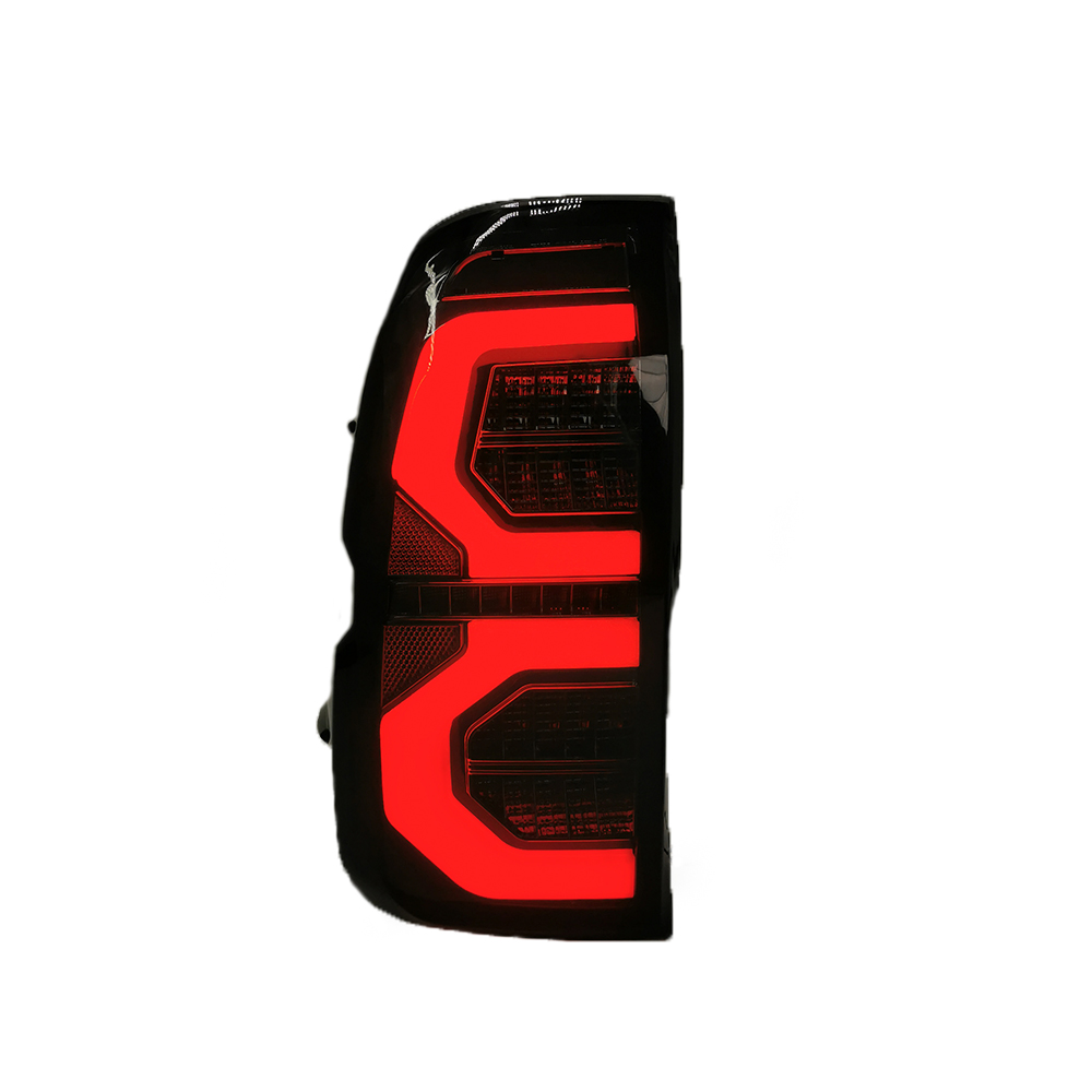 Hilux Revo tail lamps14